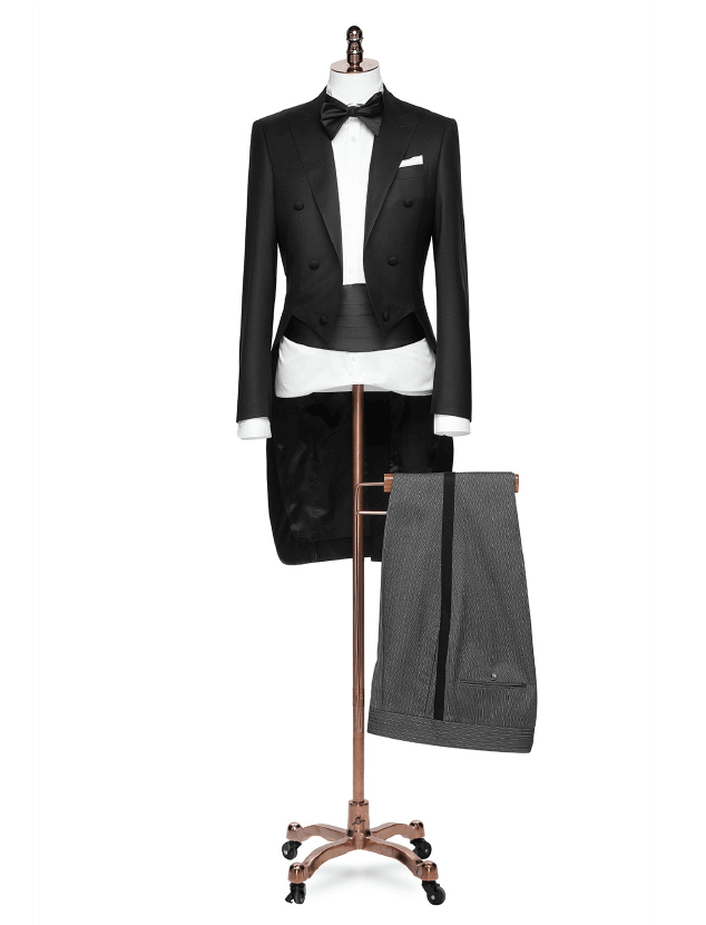a Traditional Tailcoat.png